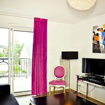 Romantic Seaside Stay In La Baule Apartment *